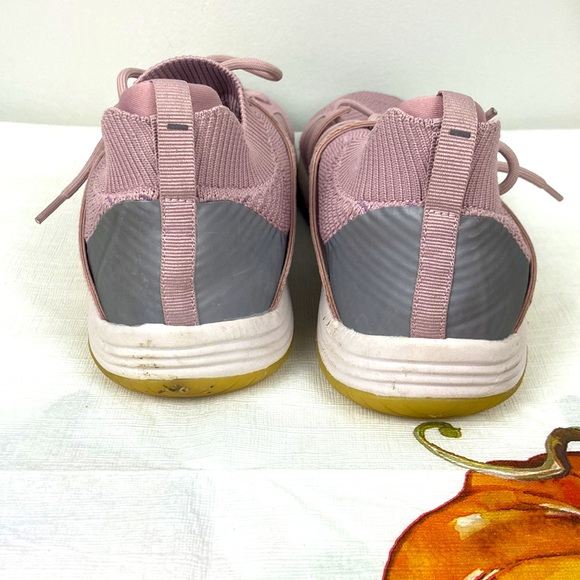 Oysho Sport Sneakers with Reflective Detail - Picture 6 of 10